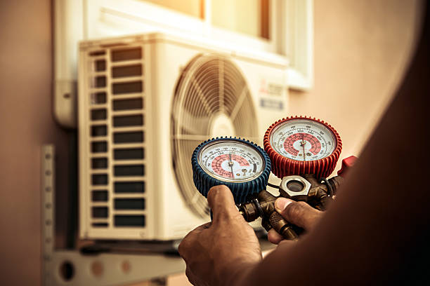 Professional Emergency Hvac technician working in Reamstown, PA